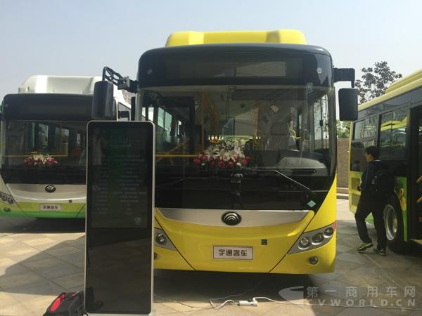 宇通H8LNG气电动力公交IMG_1179.jpg
