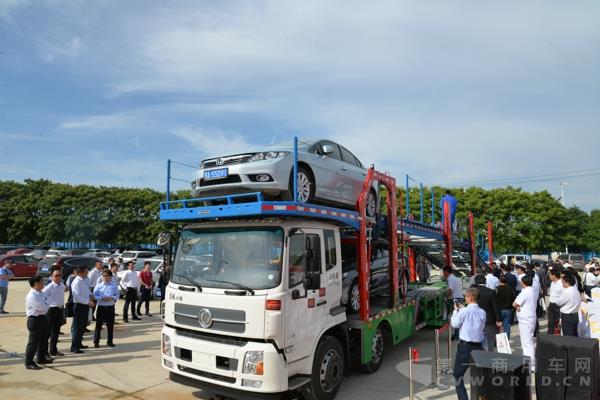 DSC_7715.jpg DSC_7715.jpg