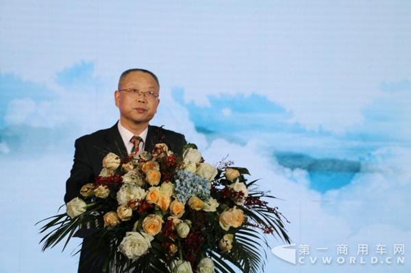 中国重汽集团党委副书记、副总经理于有德.jpg 中国重汽集团党委副书记、副总经理于有德.jpg