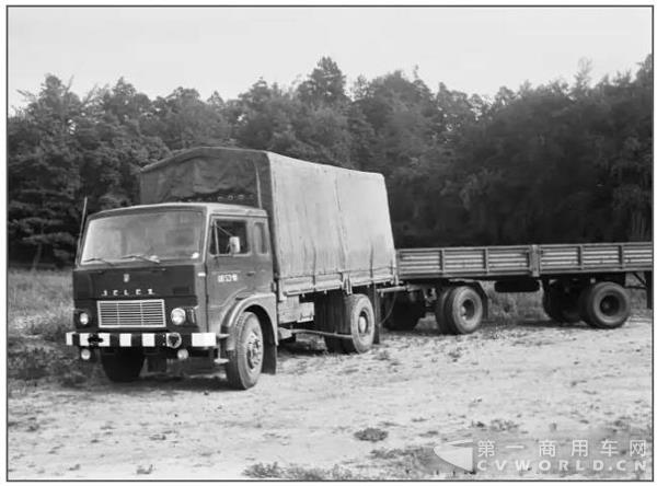 耶尔奇300系列卡车2.jpg 耶尔奇300系列卡车2.jpg
