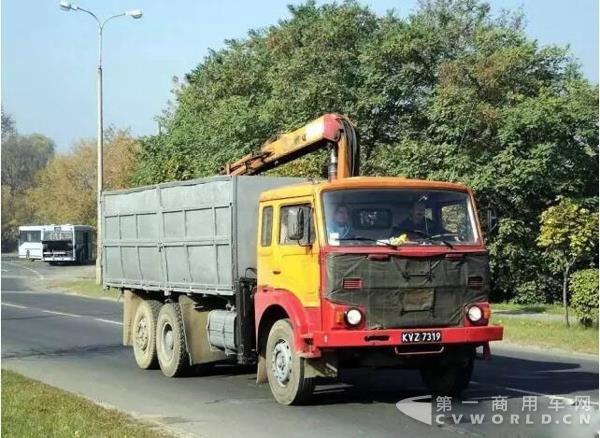 耶尔奇载重汽车1.jpg 耶尔奇载重汽车1.jpg