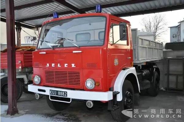 耶尔奇载重汽车3.jpg 耶尔奇载重汽车3.jpg