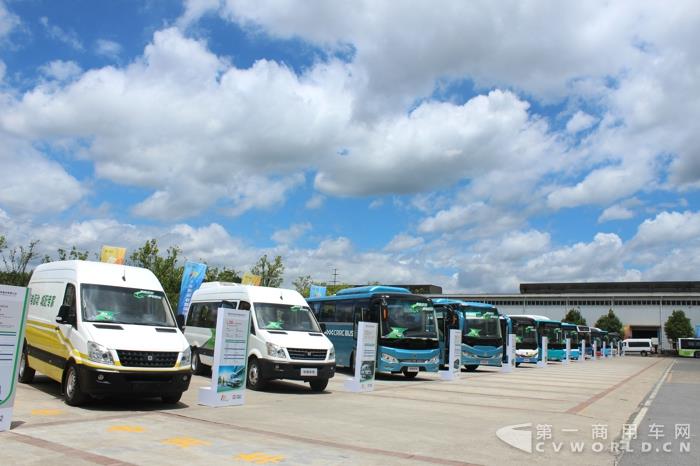 中车电动十周年庆现场展示车辆.jpg 中车电动十周年庆现场展示车辆.jpg