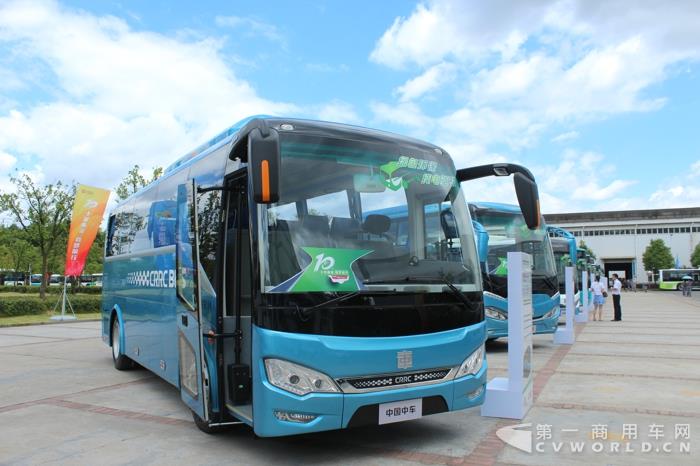 11米纯电动公路客车 (2).jpg 11米纯电动公路客车 (2).jpg