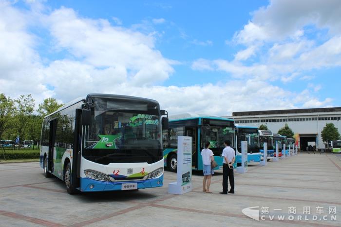 中车电动现场展车.jpg 中车电动现场展车.jpg