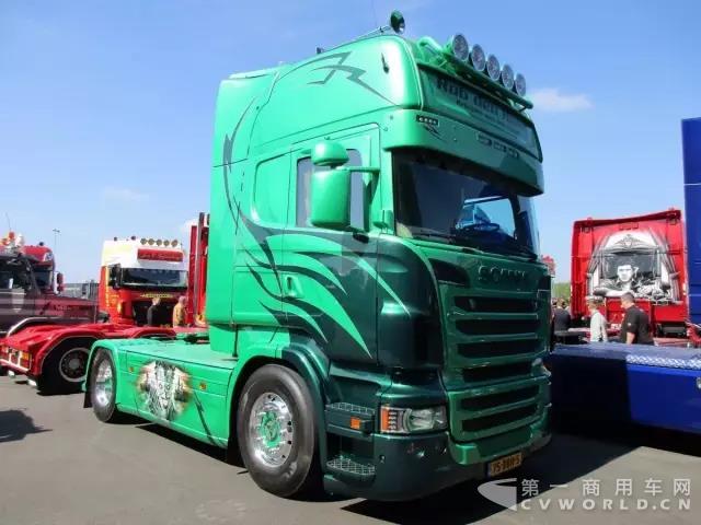 眼花缭乱的2017荷兰WSI卡车展——牵引车头篇1.jpg 眼花缭乱的2017荷兰WSI卡车展——牵引车头篇1.jpg