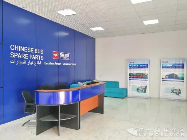 沙特公路上90%中国产客车装配玉柴发动机3.jpg 沙特公路上90%中国产客车装配玉柴发动机3.jpg