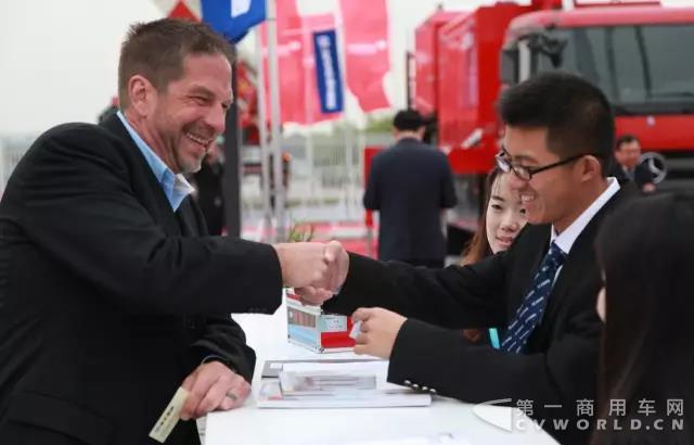 -徐工诚邀您相约2017北京国际消防展5.jpg -徐工诚邀您相约2017北京国际消防展5.jpg