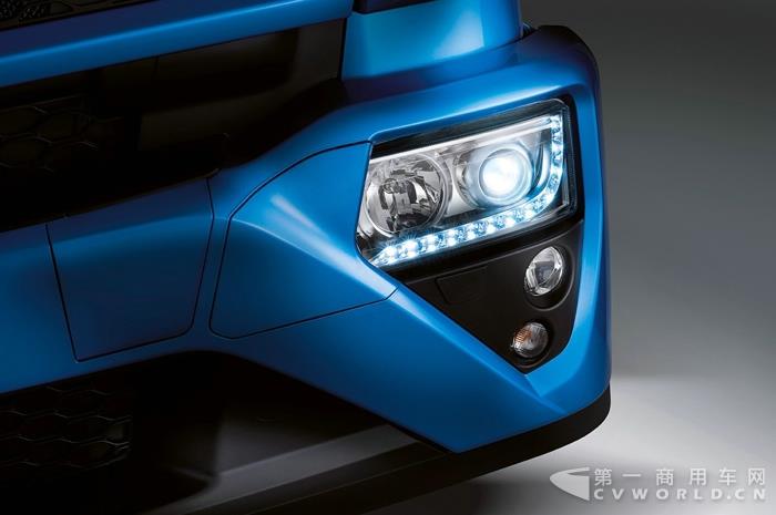 依维柯亮相2017国际消防展 改装专家New Eurocargo闪耀上市5.jpg