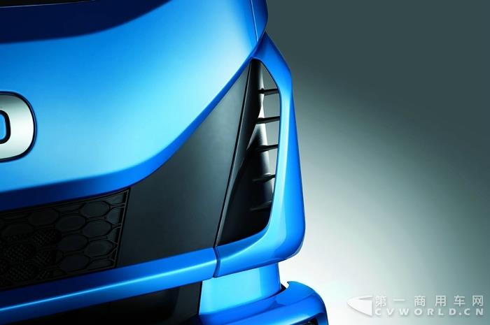 依维柯亮相2017国际消防展 改装专家New Eurocargo闪耀上市7.jpg