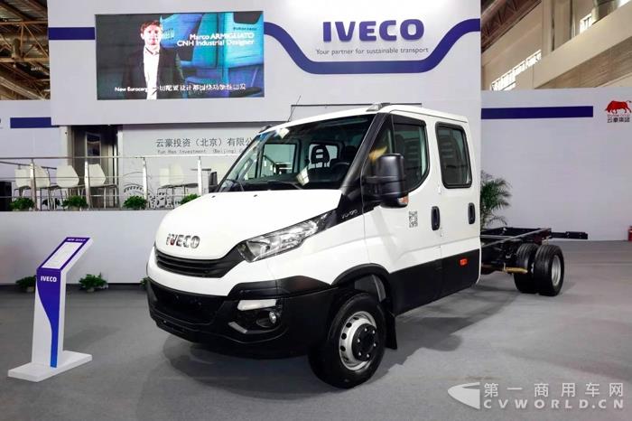 依维柯亮相2017国际消防展 改装专家New Eurocargo闪耀上市13.jpg 依维柯亮相2017国际消防展 改装专家New Eurocargo闪耀上市13.jpg