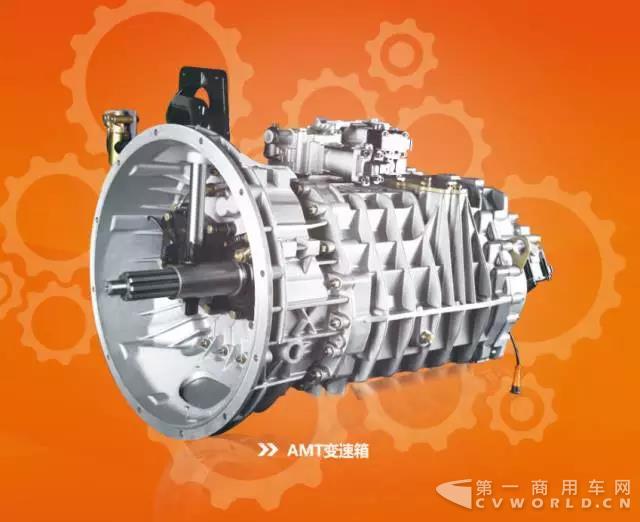 中国重汽变速箱部第60万台变速箱总成顺利下线2.jpg 中国重汽变速箱部第60万台变速箱总成顺利下线2.jpg