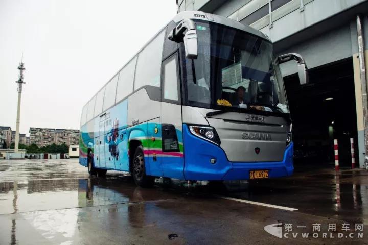 上海空港巴士再次批量采购25辆斯堪尼亚统领客车1.jpg 上海空港巴士再次批量采购25辆斯堪尼亚统领客车1.jpg