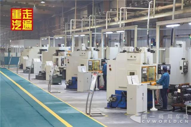 中国重汽变速箱:十年风雨路 六十万台创辉煌8.jpg 中国重汽变速箱:十年风雨路 六十万台创辉煌8.jpg