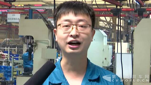 中国重汽变速箱:十年风雨路 六十万台创辉煌19.jpg 中国重汽变速箱:十年风雨路 六十万台创辉煌19.jpg