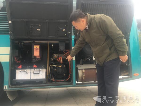 “绿控传动杯”山东省城市公交修理工职业技能大赛圆满落幕3.jpg “绿控传动杯”山东省城市公交修理工职业技能大赛圆满落幕3.jpg