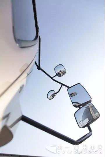 HOWO轻卡,EV天下4.jpg HOWO轻卡,EV天下4.jpg