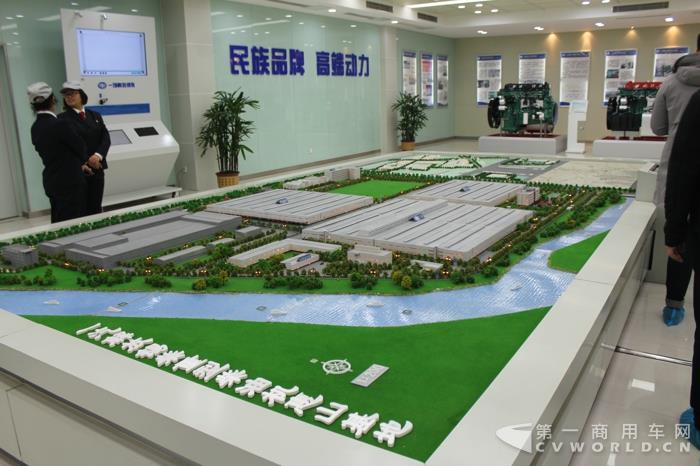 参观锡柴惠山工厂 (1).jpg 参观锡柴惠山工厂 (1).jpg