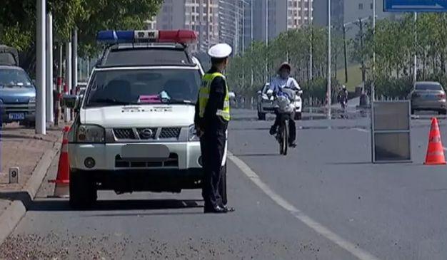 路检.jpg 路检.jpg