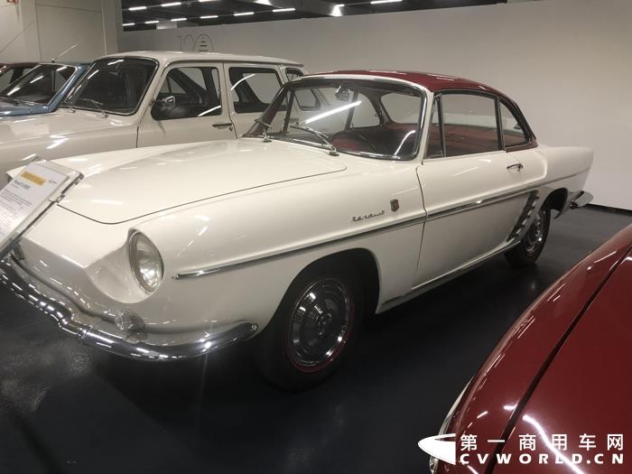 雷诺RENAULT FLORIDE,1961年生产 (2).jpg
