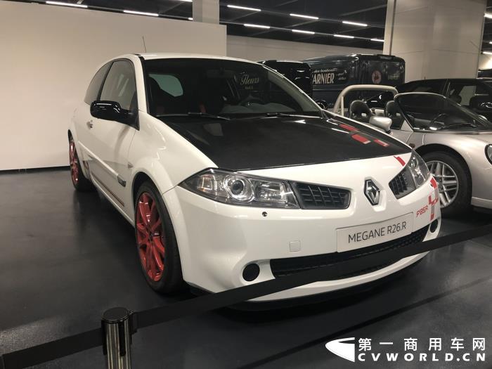 雷诺MEGANE R26.R.jpg