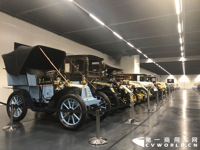 雷诺经典车 (1).JPG