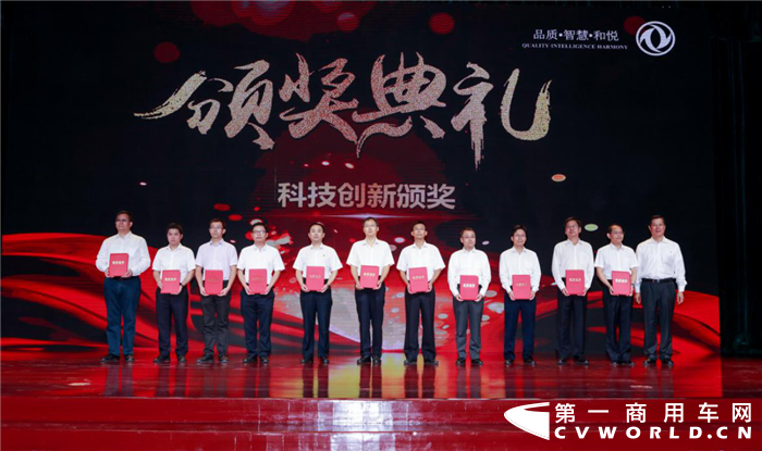 东风8.png 东风8.png