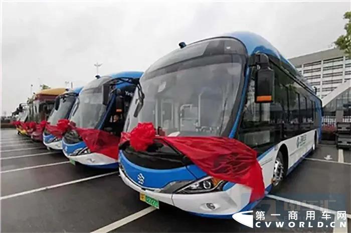 银隆新能源:多款公交在南通海门投运.jpg 银隆新能源:多款公交在南通海门投运.jpg
