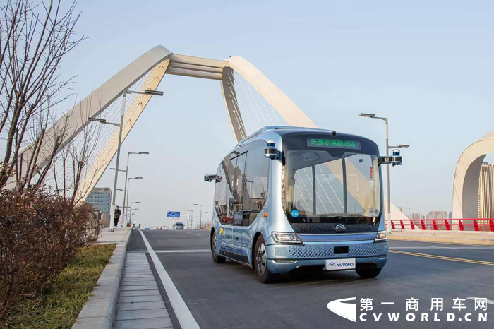 全国70余家公交企业参观体验宇通5g自动驾驶公交示范项目获赞