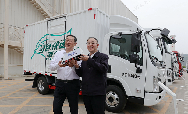 国家邮政局局长马军胜来柳考察调研邮政快递业发展情况9.png 国家邮政局局长马军胜来柳考察调研邮政快递业发展情况9.png