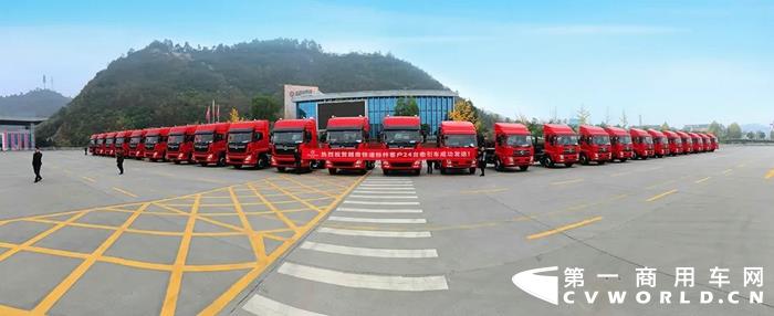 快递牵引车.webp.jpg 快递牵引车.webp.jpg