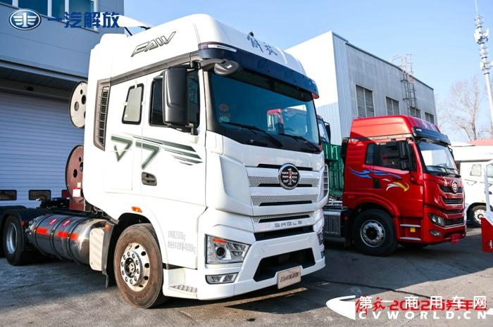 解放牵引车22.JPG 解放牵引车22.JPG