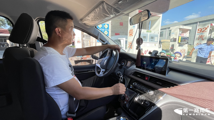 瑞风M3 PLUS成85后“创业者之车”7.png 瑞风M3 PLUS成85后“创业者之车”7.png