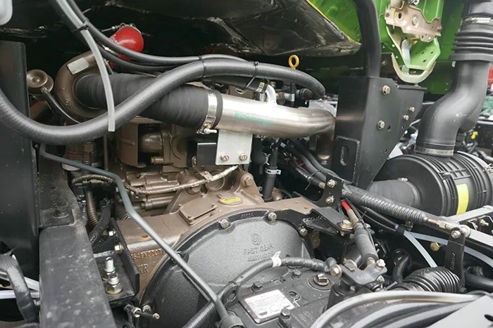 解放虎VH 6×2R提升桥水泥专运车7.jpg 解放虎VH 6×2R提升桥水泥专运车7.jpg