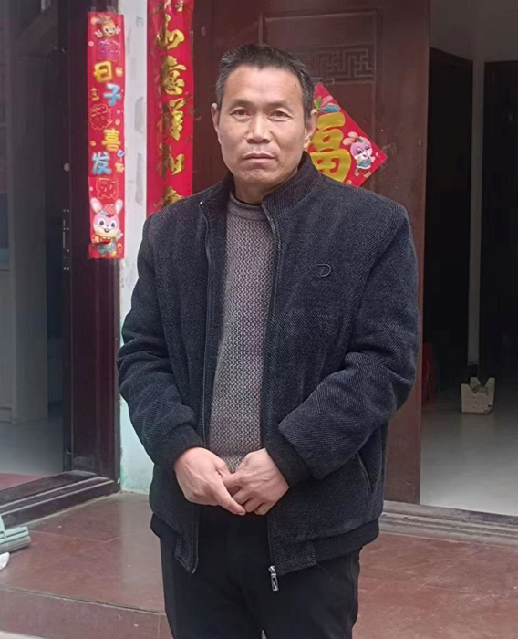 40岁转行开卡车,疫情也未能阻止他迈入职业生涯“黄金时代”.png 40岁转行开卡车,疫情也未能阻止他迈入职业生涯“黄金时代”.png