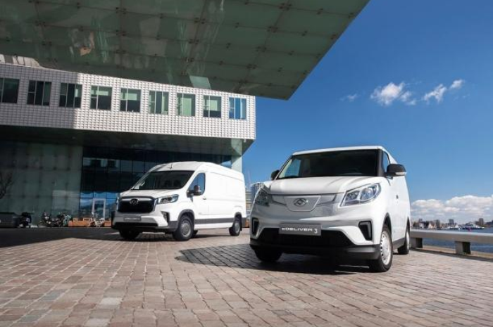 大通EV30、EV90在海外.png 大通EV30、EV90在海外.png