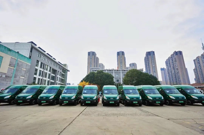 百台大单交付!江淮星锐新能源以实力印证好口碑!1.jpg 百台大单交付!江淮星锐新能源以实力印证好口碑!1.jpg