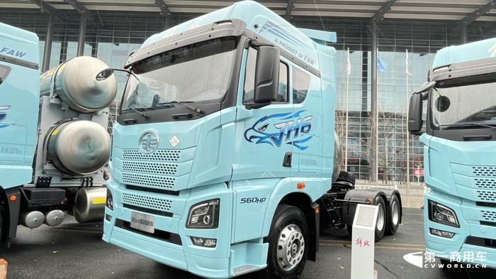解放JH6 NG危化品牵引车560马力.jpg 解放JH6 NG危化品牵引车560马力.jpg