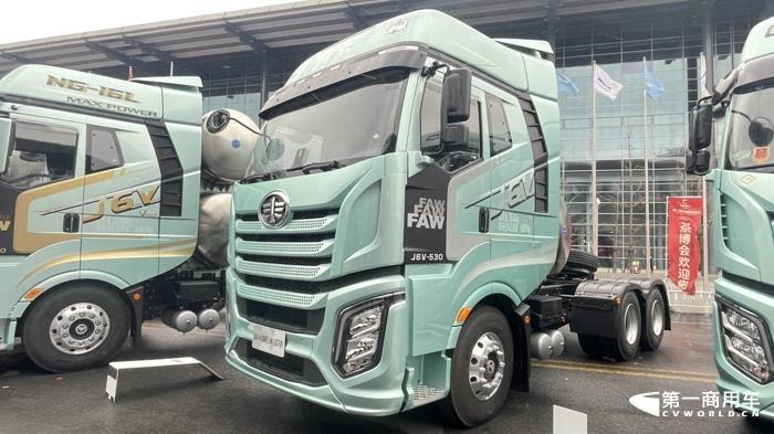 解放J6V 精英版6SM4 LNG牵引车530马力.jpg 解放J6V 精英版6SM4 LNG牵引车530马力.jpg