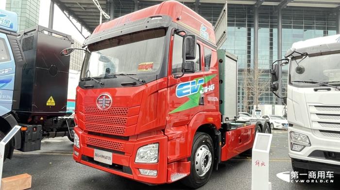 解放JH6纯电动牵引车.jpg