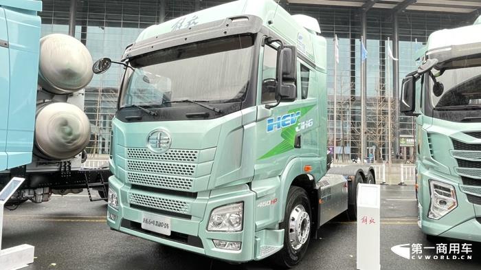 解放JH6混动牵引车.jpg