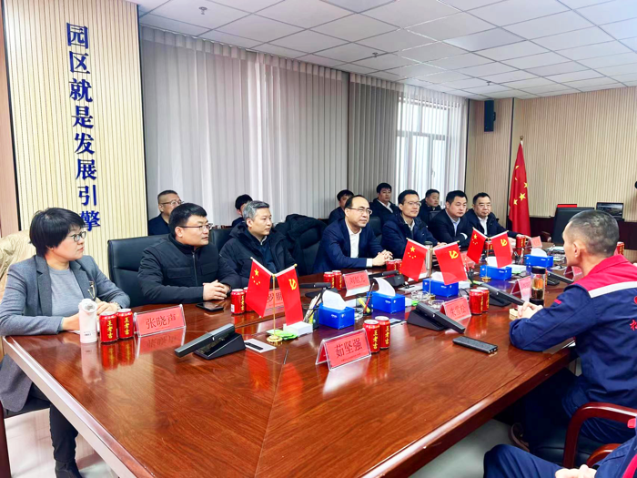福田汽车与伊尔克什坦口岸开展合作 共建“一带一路”3.png 福田汽车与伊尔克什坦口岸开展合作 共建“一带一路”3.png