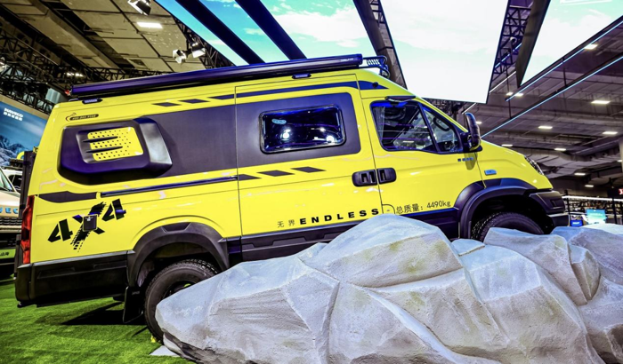 依维柯欧霸·山海房车2.png 依维柯欧霸·山海房车2.png