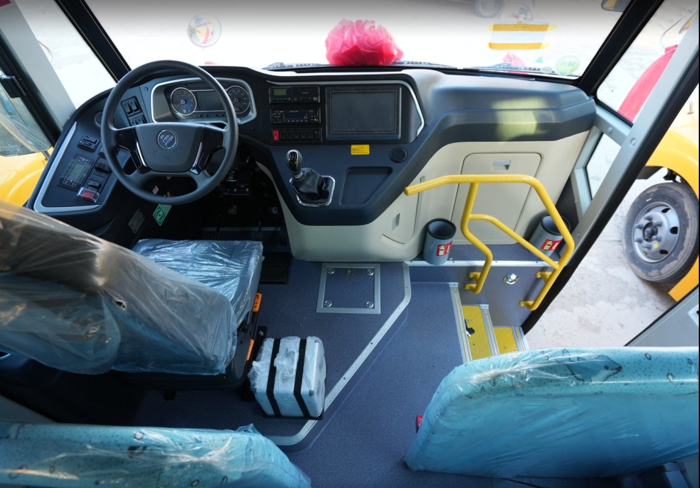 欧辉BJ6766校车批量交付全跃达4.png 欧辉BJ6766校车批量交付全跃达4.png