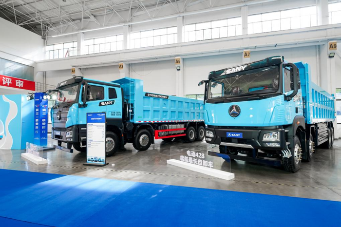 三一工车2025款新品发布会圆满举行7.png 三一工车2025款新品发布会圆满举行7.png