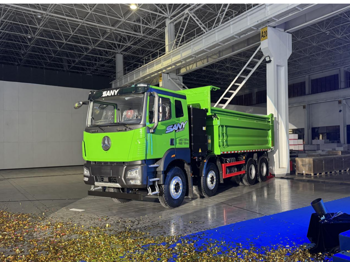 三一工车2025款新品发布会圆满举行8.png 三一工车2025款新品发布会圆满举行8.png