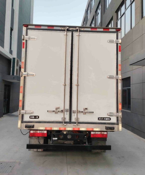 解放2.jpg 解放2.jpg