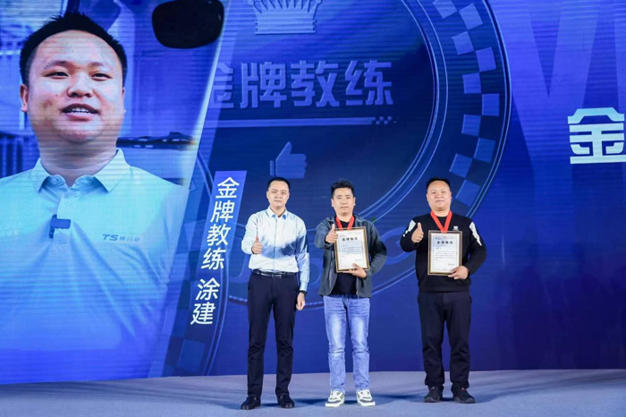 宇通轻卡开创全场景长续航时代 3.png 宇通轻卡开创全场景长续航时代 3.png