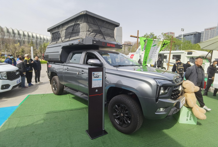 中国重汽轻型汽车强势登陆三大房车展,演绎移动生活新风尚6.png 中国重汽轻型汽车强势登陆三大房车展,演绎移动生活新风尚6.png