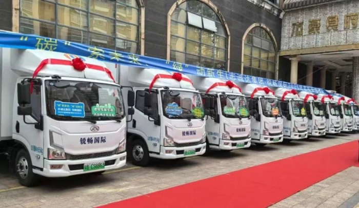 上汽跃进大拿T1.jpg 上汽跃进大拿T1.jpg